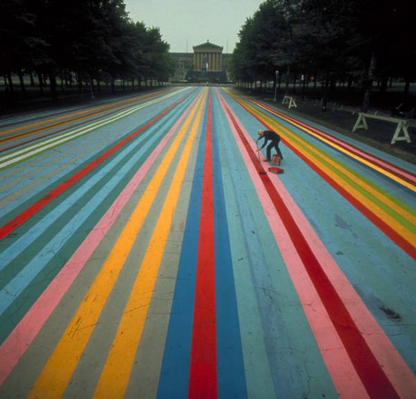gene davis, franklin's footpath, 1972 | location: philadelphia museum of art | source: life magazine | photographer: henry groskinsky